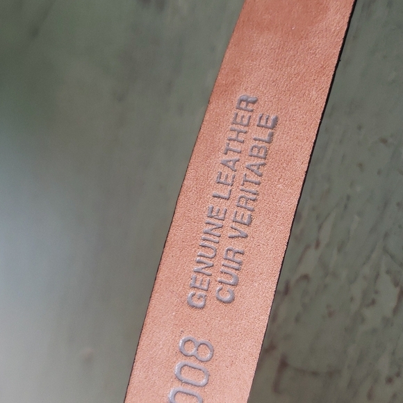 Vintage Black Leather Embossed Silver Belt - Picture 4 of 6